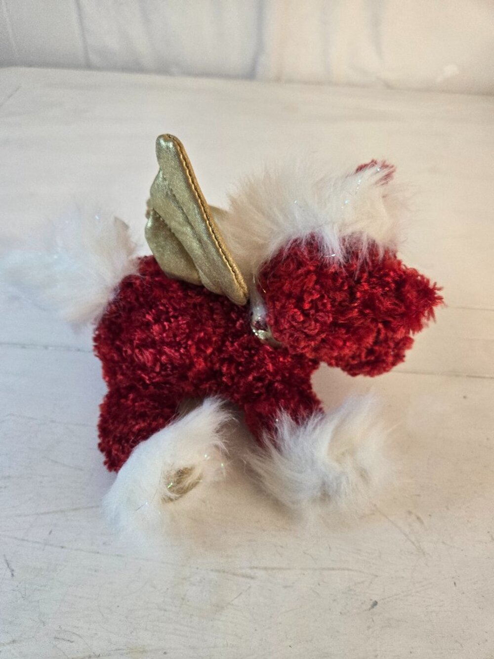 Dan Dee Red Valentines Pegasus with Gold Wings Hooves White Fur New with Tag